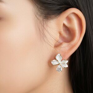 White Enamel Bloom Gold Earrings - Iris